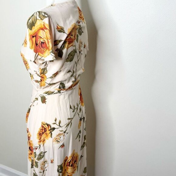 Miss Selfridge Sunflower Print Wrap Midi Dress - Women’s US 6 - Picture 3 of 9